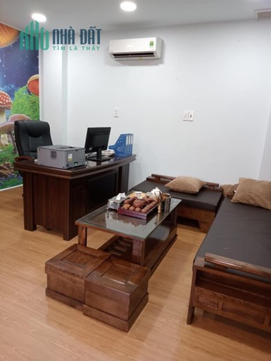 BÁN TÒA NHÀ VĂN PHÒNG, 5 TẦNG 600M2 SÀN, RỘNG 5M2 BỀ THẾ, DÒNG TIỀN 600 TRIỆU