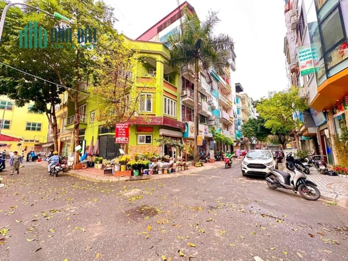 BÁN NHÀ NGUYỄN THỊ ĐỊNH CẦU GIẤY, 70M, 4T, MT 5M, LÔ GÓC, VỈA HÈ, OTO TRÁNH, KINH DOANH, 0937651883.