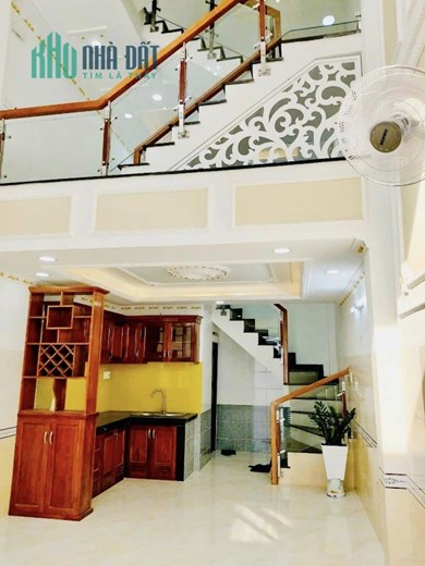 Bán nhà 4 tầng BTCT 3PN đẹp, 37m2, Hẻm xe hơi Gò Xoài, Bình Tân, chỉ 4.5 tỷ TL