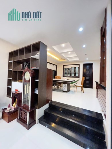 NHÀ MẶT TIỀN NGUYỄN THỊ THẬP, 5.4x16m, 4 TẦNG, KỀ BÊN CHỢ TÂN MỸ, TRUNG TÂM QUẬN 7, 19 TỶ
