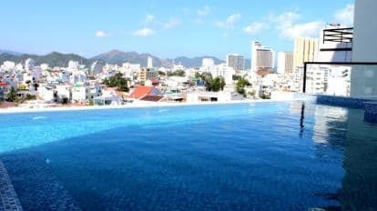 cho thuê hotel 3* nha trang trang. 14 tầng 57 phòng. giá 160 tr/ tháng