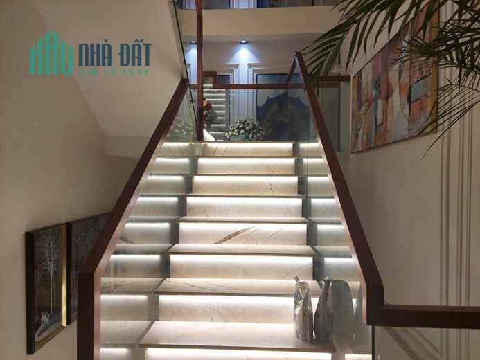 Bán Villa Khu Bàu Cát Tân Bình, Đường 12M - Ngang 9M, Thiết kế hiện tại.