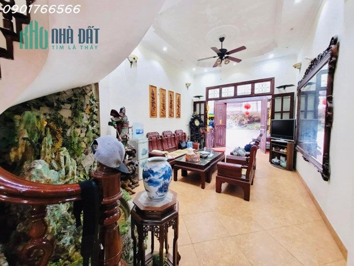 Bán Nhà Ô Tô đậu Quận Hoàng Mai, phố Định Công Thượng 85m x 4T, Giá 6 tỷ.