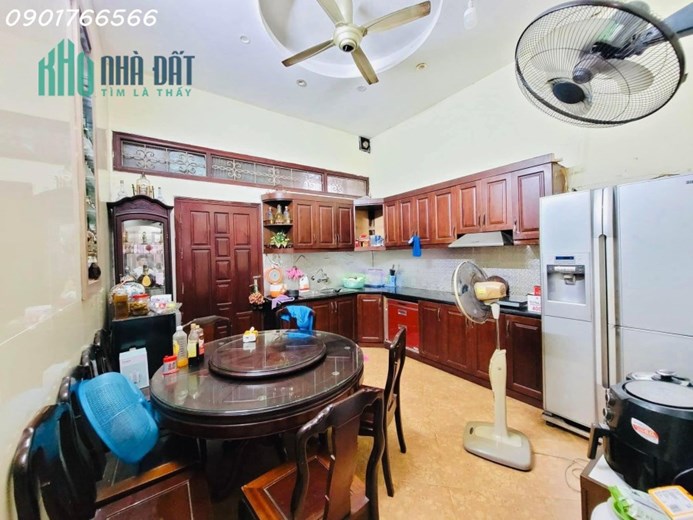 Bán Nhà Ô Tô đậu Quận Hoàng Mai, phố Định Công Thượng 85m x 4T, Giá 6 tỷ.