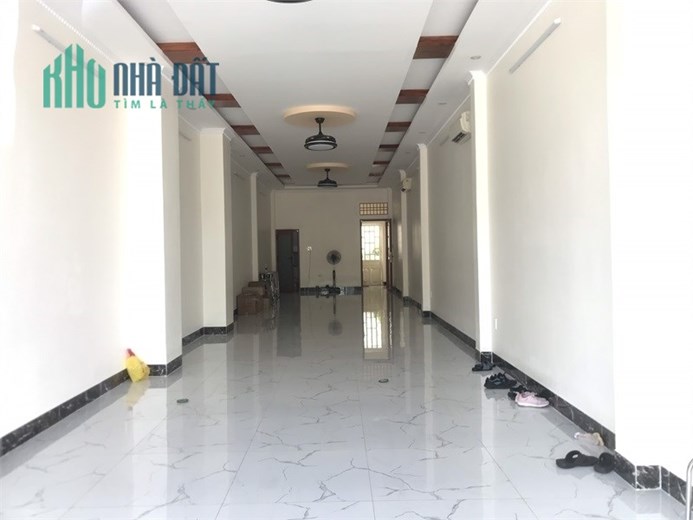 Cho thuê mặt tiền đẹp gần ngã 3 đường lê hồng phong, tpvt