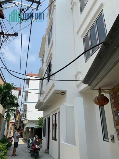 Bán 41,6m2 đất SĐCC gần trung tâm UBND Hoài Đức chỉ 1.8 tỷ. Lh: 0374004577 và 0971169555.