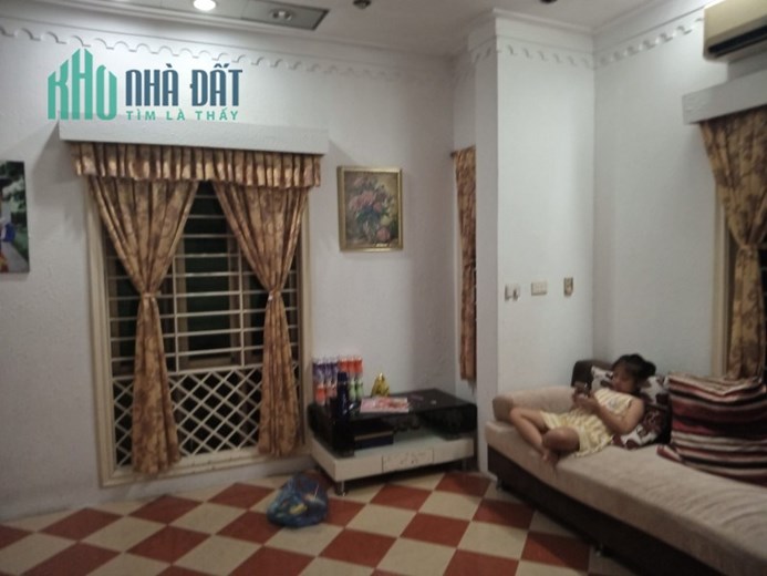 Bán nhà Hào Nam 35m2 4 tầng, ngõ nông thoáng, gần phố, gần oto, nhỉnh 3 tỷ
