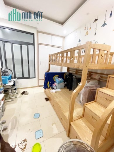 Bán nhà Tôn Đức Thắng 35m2 4 tầng, ngõ nông, gần phố, 2 thoáng, nhỉnh 3 tỷ