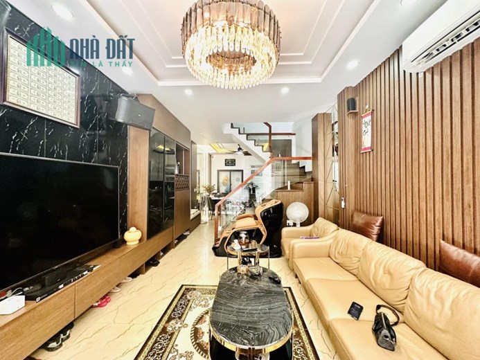 Bán Nhà Phân Lô Phố Trương Định, Quận Hoàng Mai, 60m x 5T, Giá 6.5 tỷ.