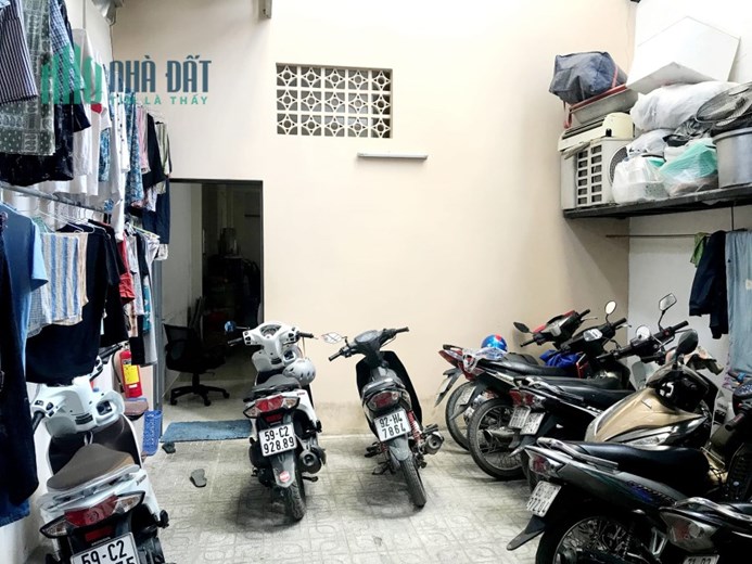 BÁN NHÀ, CHDV, 154M2, DÒNG TIỀN 50TR/T, NGUYỄN THỊ THẬP , Q7, 12 TỶ