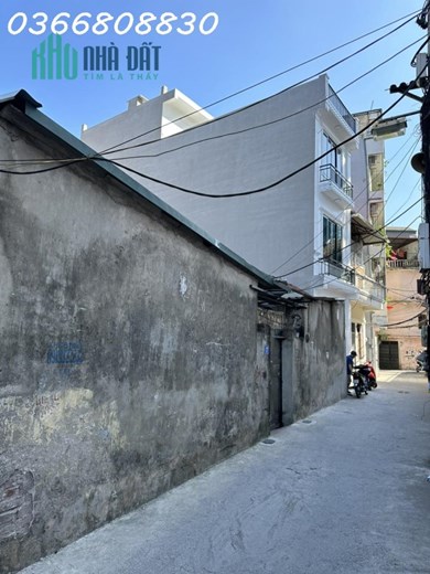 Chính chủ cần bán nhà 3 tầng x 65m2 tại ngõ 179 , Phố Vĩnh Hưng , Hoàng Mai , Hà Nội