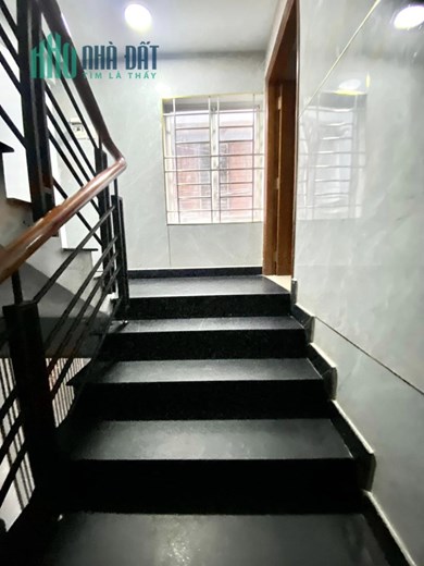 CHO THUÊ nhà nguyên căn đường Đồng Nai Quận 10 nhà 4 tầng – Giá thuê 36 triệu/tháng tiện ở & kinh