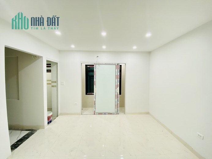 TRẦN DUY HƯNG - LÔ GÓC - CCMN DÒNG TIỀN LỚN - 50M2 X 8 TẦNG - MẶT TIỀN 4.3M - 15 PHÒNG KK - NHỈNH