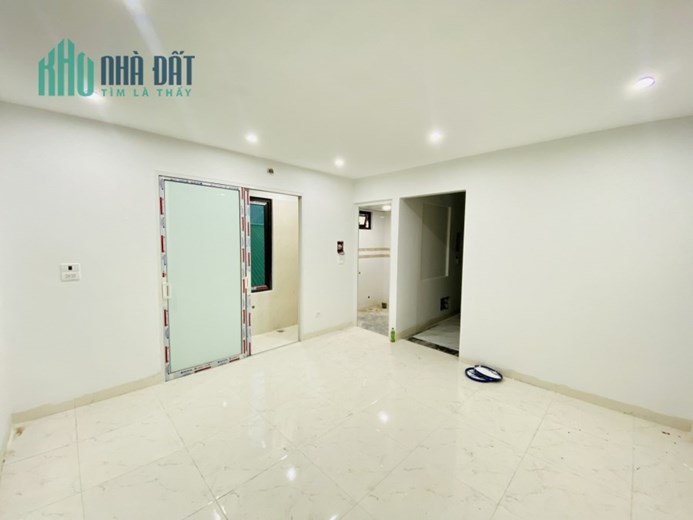 TRẦN DUY HƯNG - LÔ GÓC - CCMN DÒNG TIỀN LỚN - 50M2 X 8 TẦNG - MẶT TIỀN 4.3M - 15 PHÒNG KK - NHỈNH