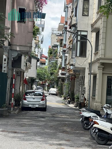 BÁN NHÀ NGÕ 558 NGUYỄN VĂN CỪ, PHÂN LÔ 56M, MT 5.2M, Ô TÔ, 7 TỶ HƠN