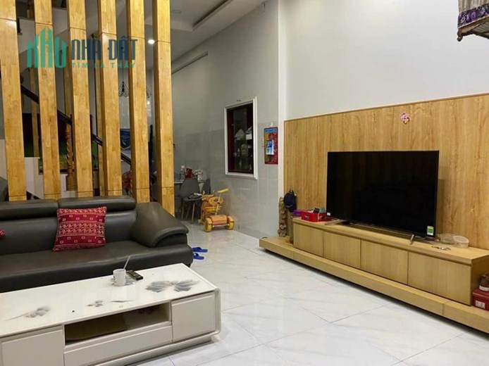 Bán nhà 3 mê hẻm oto Cao Bá Quát, Phước Tân, Nha Trang. Vị trí trung tâm thành phố