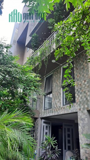 BÁN BIỆT THỰ PHỐ, 12X15M2, THEO PHONG CÁCH CHÂU ÂU - THANG MÁY SỊN SÒ - THÔNG SỐ CỰC ĐẸP - VỊ TRÍ