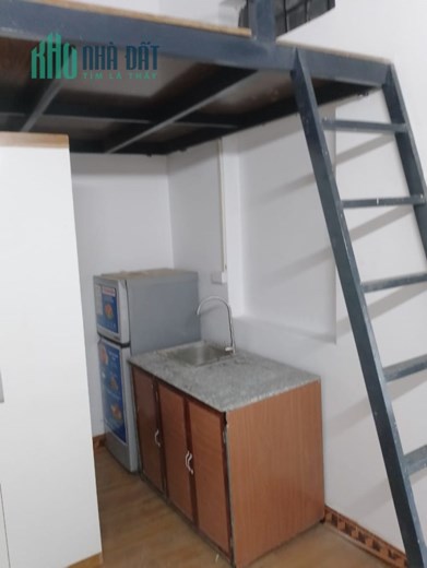 Nhà HOT 𝙉𝑮𝙐𝒀𝙀̂𝑵 𝑪𝘼̆𝑵 căn hộ dịch vụ đường Giáp Nhất. 80m 27tr/tháng