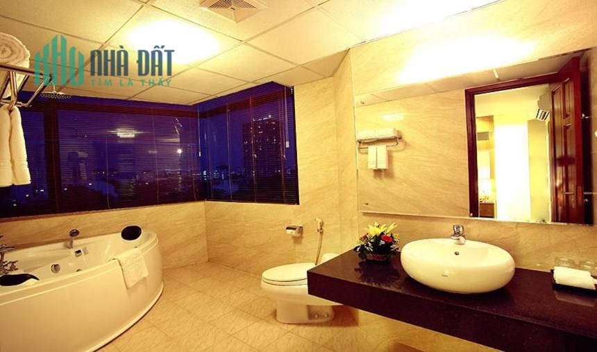 Đẳng cấp khách sạn 4* ngay mặt đường Hoàng Quốc Việt. 155 tỷ DT 325m² x 13 tầng