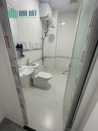 CHO THUÊ nhà nguyên căn 3 tầng HXH Tôn Thất Hiệp Quận 11 3PN 3WC – Giá thuê 17 triệu/tháng gần vòng