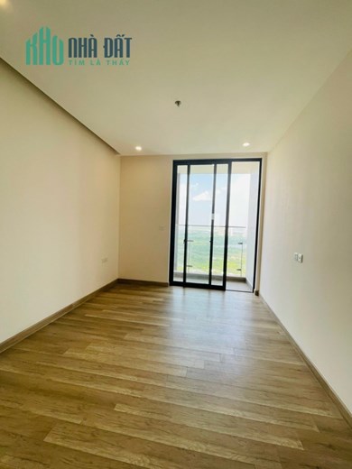 Chuyển nhượng GẤP căn 63m2 (2PN) giá thấp hơn HĐMB 400tr. Lh:0328920737  0925882555