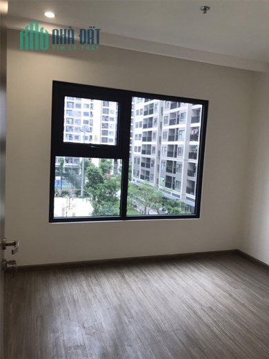 Gia đình sang Sing nhượng lại căn hộ 2PN giá rẻ, phong thủy tốt ở Vinsmart City