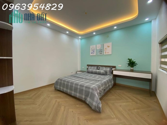 NHÀ ĐẸP HÀO NAM, QUẬN ĐỐNG ĐA, NGÕ THÔNG, BA GÁC TRÁNH XE MÁY, LÔ GÓC 3 MẶT NGÕ THOÁNG VĨNH VIỄN,