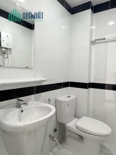 Nhà mới 2 tầng hẻm ô tô 159 Dạ Nam P3 Q8 giá 5tỷ550
