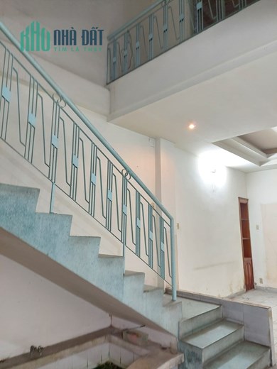 Giảm 10 tỷ CHỈ còn 22 tỷ 3 TL, nhà Cách Mạng Tháng 8 - 5M ra Mặt tiền - HXH 6M - 200m2.