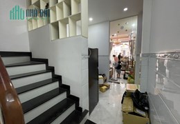 Bán nhà 5 tầng ,Dạ Nam, phường 3 , Quận 8 giá chỉ 5,2
 tỷ