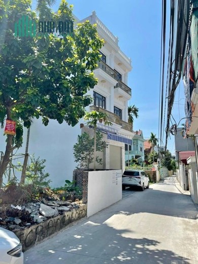 Bán đất mặt ngõ 47 Khúc Thừa Dụ ô.tô qua lại, diện tích 64m GIÁ 2.37 tỉ
