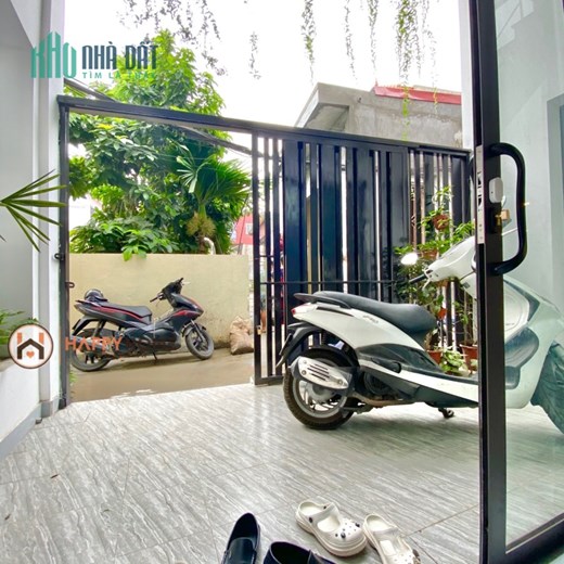 Bán nhà phố Trung Hành, diện tích 65m 2.5 tầng sân cổng riêng GIÁ 2.65 tỉ đẹp