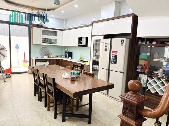BÁN NHÀ MẶT NGÕ TÂN MAI, LƯƠNG KHÁNH THIỆN 40M 5T. KINH DOANH LÔ GÓC CHỈ 4.4x Tỷ