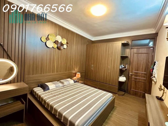 Bán Nhà Hàng xóm Hồ Đền Lừ, Phố Hoàng Mai, 70m x 4T, Giá hơn 6 tỷ.