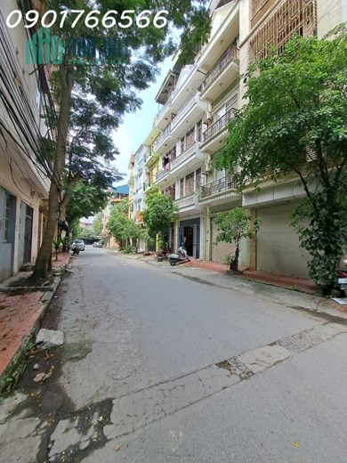 Bán Nhà Hàng xóm Hồ Đền Lừ, Phố Hoàng Mai, 70m x 4T, Giá hơn 6 tỷ.
