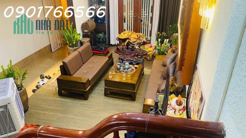Bán Nhà Hàng xóm Hồ Đền Lừ, Phố Hoàng Mai, 70m x 4T, Giá hơn 6 tỷ.