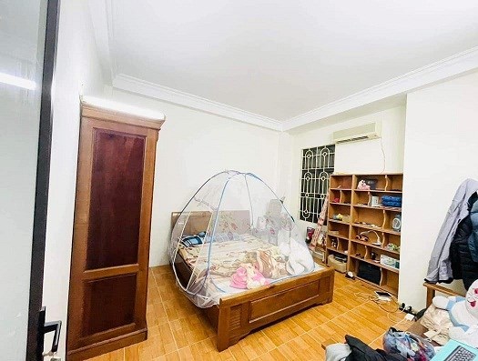 BÁN NHÀ NGUYỄN VĂN HUYÊN – Ô TÔ QUA NHÀ – KINH DOANH ĐỈNH, 4T x 51M2, NHỈNH 7 TỶ
