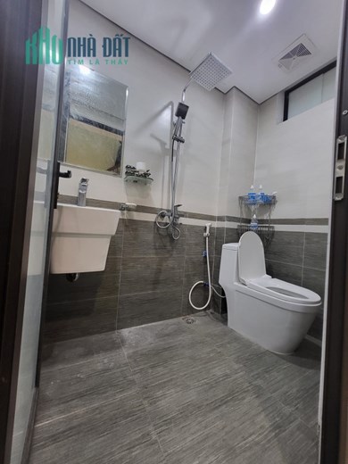 Bán Căn Hộ Chung Cư 112m2, 3 ngủ, Phố Lạc Trung Q. HBT, 2.9 tỷ.
