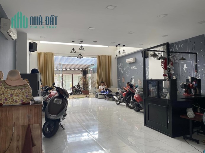 Nhà Ngay Gốc Đường Võ Văn Ngân VàTô Vĩnh Diện, 5x23m, Giá Chỉ 7 tỷ, Ngay Vincom Thủ Đúc