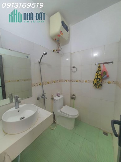 BÁN NHÀ THỔ QUAN, 32m2x 4T, MT3.2m, Ô TÔ ĐỖ CỔNG, LÔ GÓC, KINH DOANH, CHỈ NHỈNH 2 TỶ
