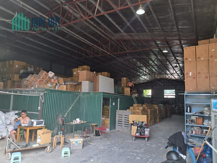 CẦN CHO THUÊ KHO XƯỞNG MỚI ĐẸP CÁCH BX NƯỚC NGẦM 2KM - 640M2, MẶT TIỀN 10 MÉT, GIÁ THUÊ