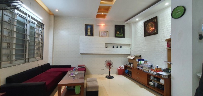 Bán nhà Nguyễn Trãi Thanh Xuân 46m 4 tầng MT 6m ngay Royal City ở ngay chỉ 3.75 tỷ lh 0975124520