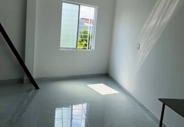 Nhà 2 Mặt Tiền Hoà Hải gần Làng Đại Học, 285m2, 45 phòng đang KD
