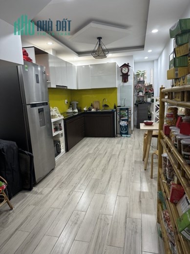 Nhà Hàm Nghi, gần Mặt Tiền, 43m2, 2 tầng, 2.x tỷ