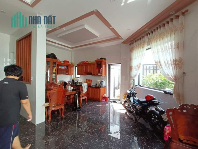 💥HƯƠNG LỘ 2 - B.TÂN - LÔ GÓC KO LỘ GIỚI  -  4 TẦNG -  ĐƯỜNG 8M THÔNG TỨ TUNG  -  NHỈNH 6 TỶ
