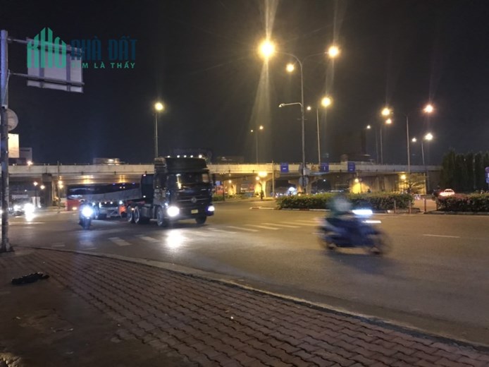Giảm Sốc 50% - Mặt Tiền QL13 – Hiệp Bình Phước – 280m2 Full Thổ – Giá Mới 18 Tỷ