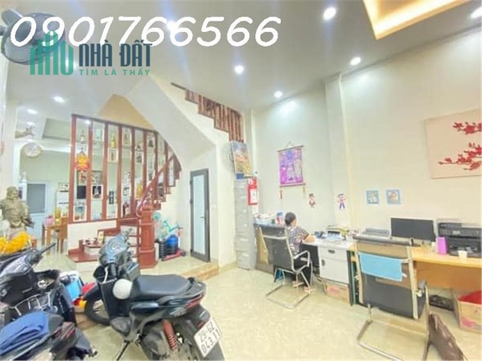 Siêu Phẩm  Mặt Phố Cù Chính Lan, kinh doanh sầm uất, 65m x 5T, Giá hơn 16 tỷ.