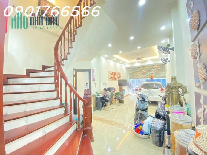Siêu Phẩm  Mặt Phố Cù Chính Lan, kinh doanh sầm uất, 65m x 5T, Giá hơn 16 tỷ.