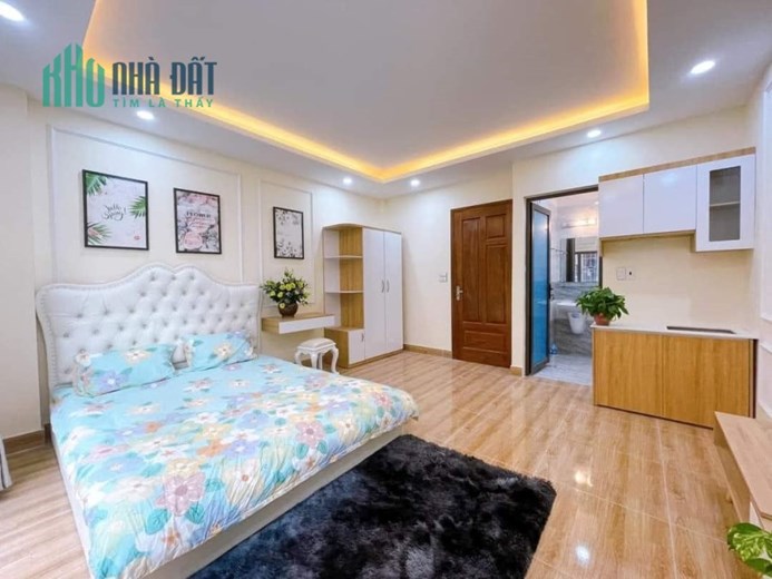 Cần bán gấp toà CCMN Hoàng Ngân mới đẹp 45m2 5 tầng tổng 9 phòng cho thuê khép kín giá 6.9 tỷ