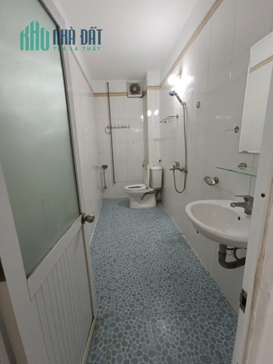 KHẨN CẤP - CẦN TÌM KHÁCH THUÊ NHÀ NGUYÊN CĂN PHỐ TAM TRINH, HOÀNG MAI 62m 3 ngủ, 8tr/tháng